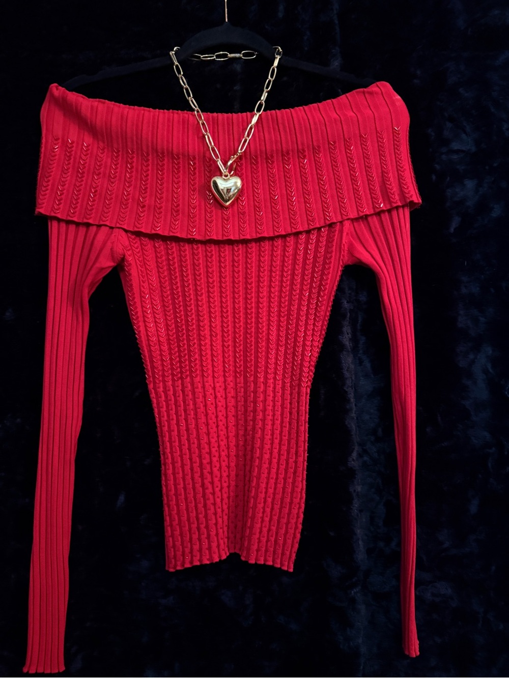 Cache Off-The-Shoulder beaded red sweater Ribbed Knit
